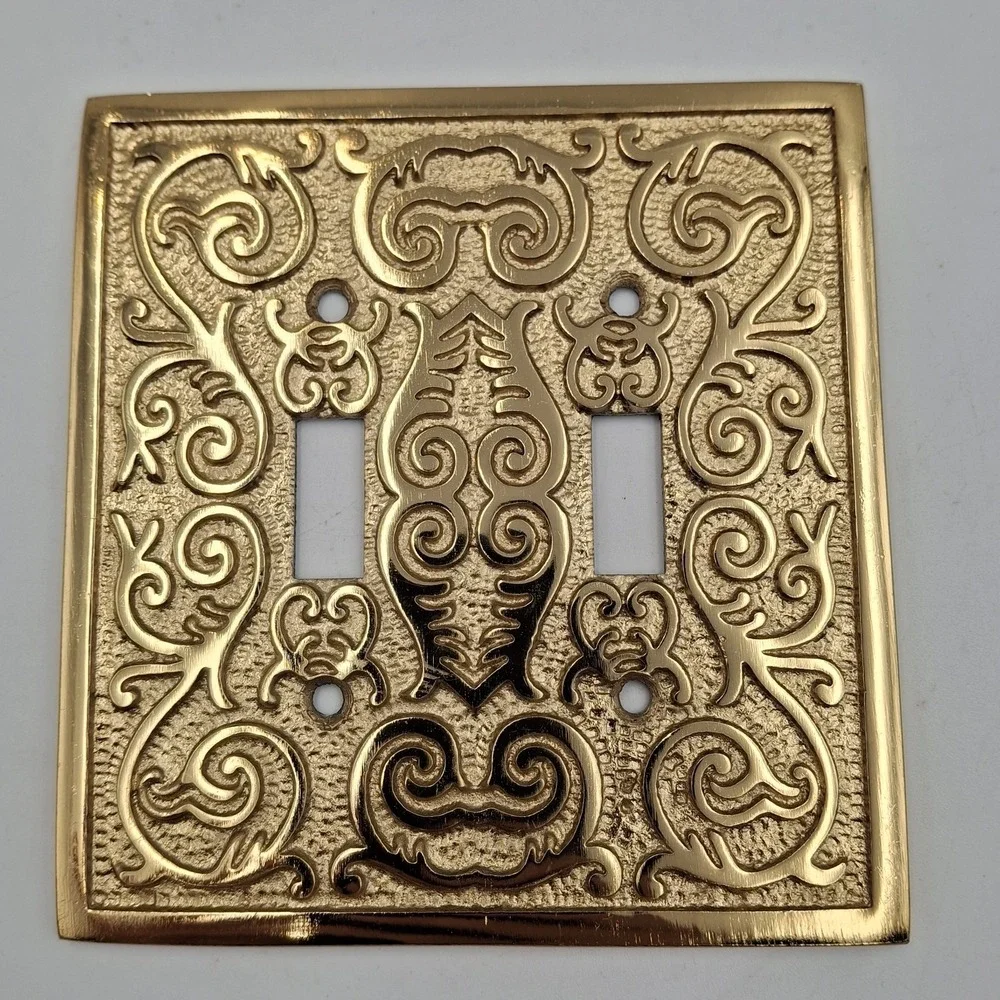 VTG Brass Double Light Switch Cover Plate Ornate Filigree Baroque Raised Design
